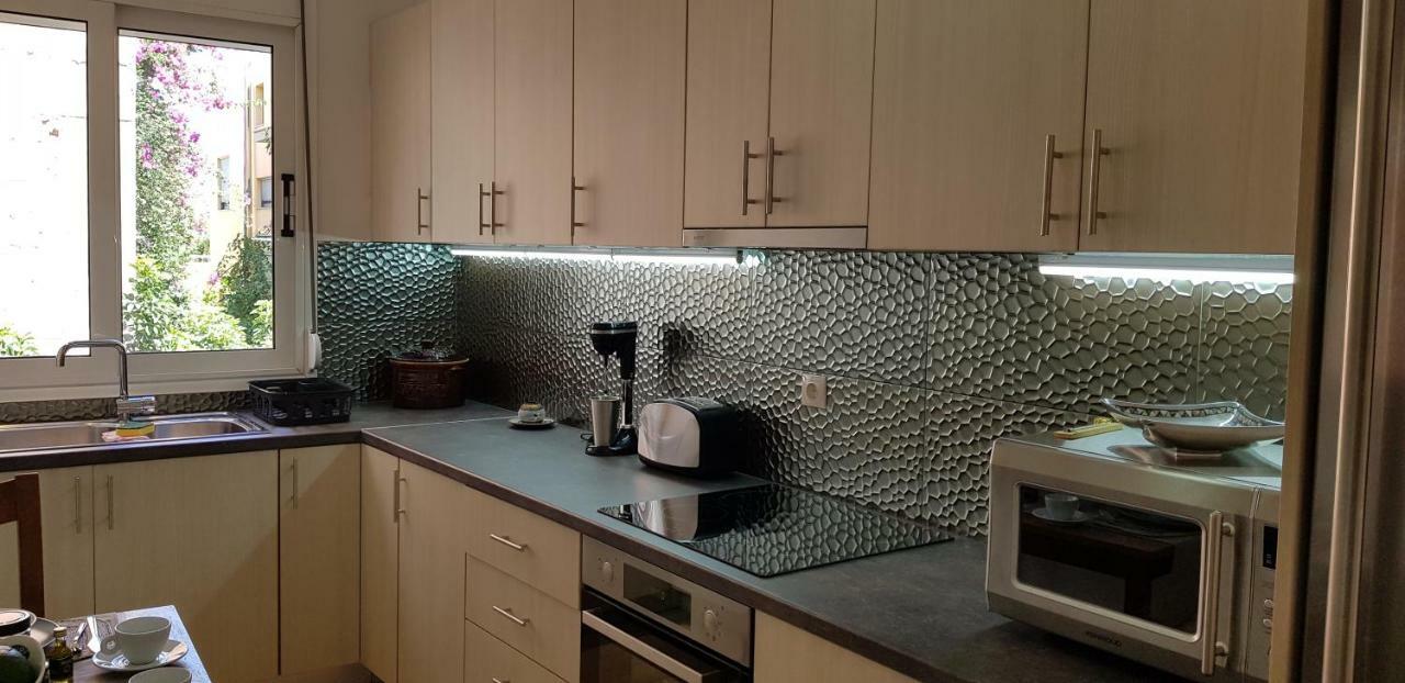 Spacious Apartment In The Historical Center Of أثينا المظهر الخارجي الصورة